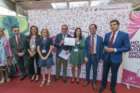 Entrega a EMASESA del V Premio Al Compromiso Empresarial con los Estudiantes en Prácticas Externas de la Universidad de Sevilla